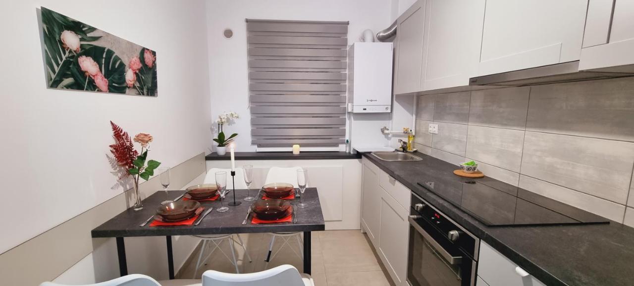 Ap Modern 1 Apartman Brassó Kültér fotó